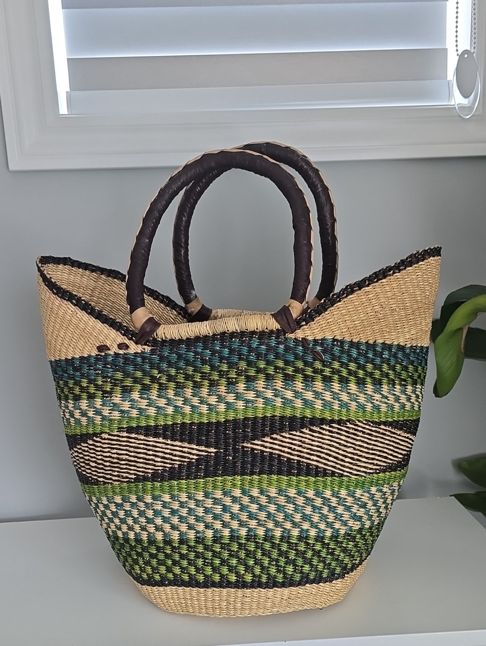 121 Woven Strorage Basket with Green Stripes